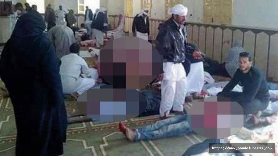 Mısır'da camiye bombalı saldırı!