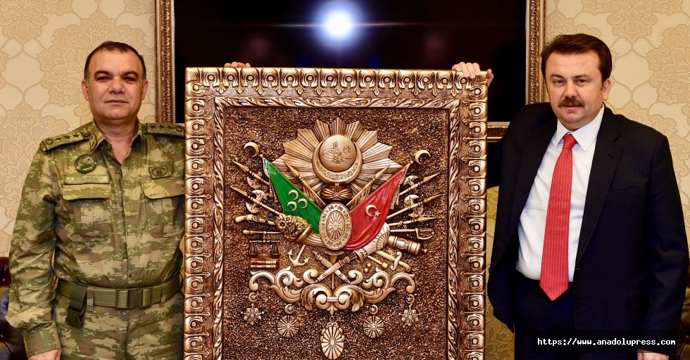 Başkan Erkoç’a Osmanlı Devlet Arması