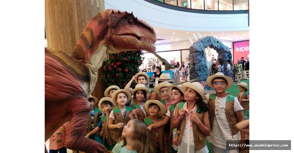 Kahramanmaraşlı Çocuklar,  Dinozorlarla Buluşuyor