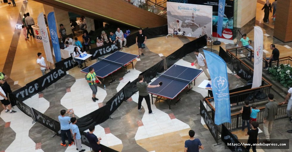 Şanlıurfa Piazza, Masa Tenisi Turnuvası’na ev sahipliği yaptı