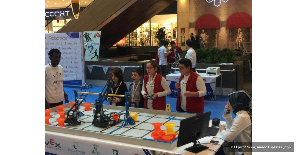 SANKO Okulları Robot Takımı 4 Türkiye Derecesi Kazandı