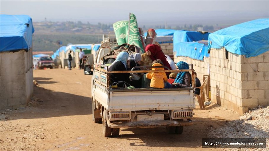 124 Bin Sivil Suriye-Türkiye Sınırındaki Kamplara Göç Etti