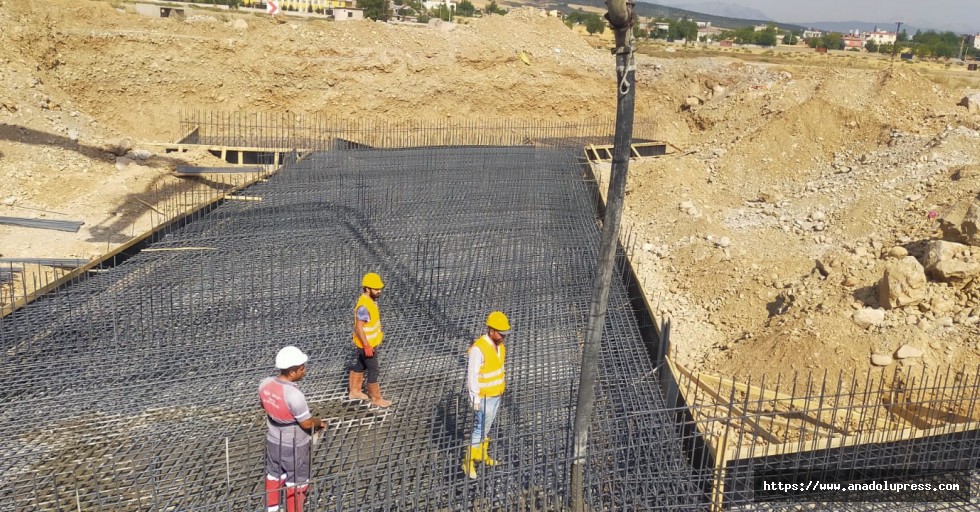 Selimiye-Yeşilyurt Köprüsü çalışmaları devam ediyor