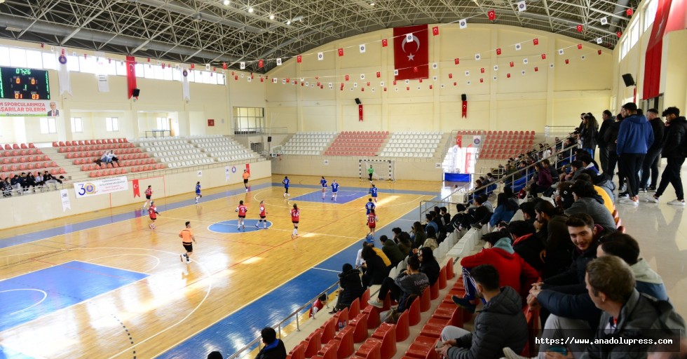KSÜ, Hentbol 1.Lig Kadın-Erkek Grup Müsabakalarına Ev Sahipliği Yapıyor