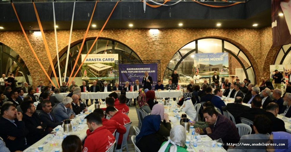 Bakan Kirişci, EXPO 2023 Arasta Çarşısı’nda STK temsilcileriyle buluştu