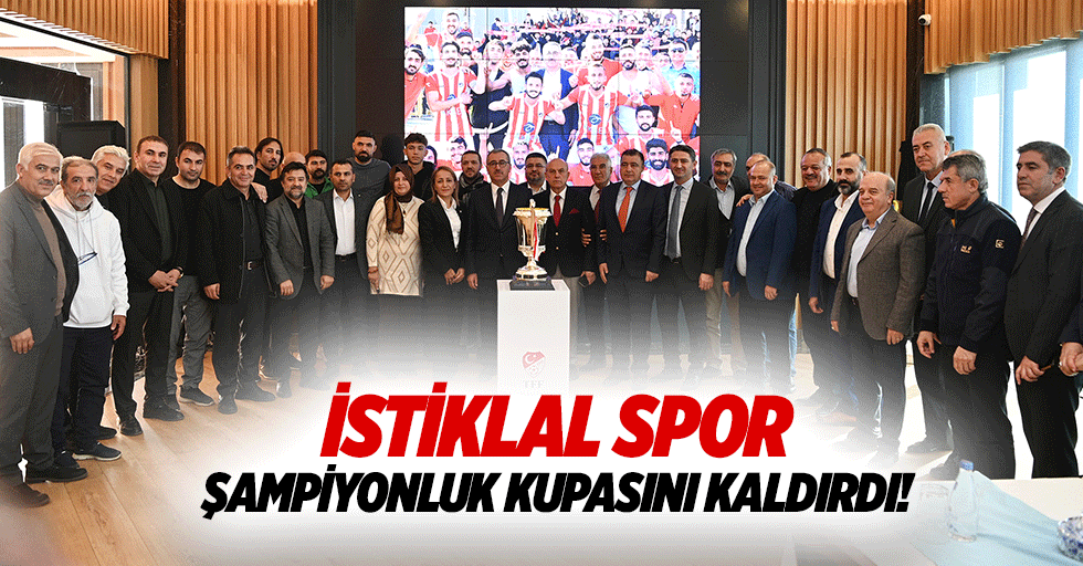 İstiklal Spor şampiyonluk kupasını kaldırdı!