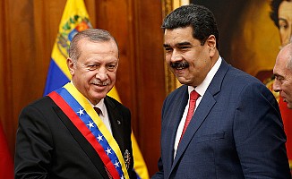 Maduro: Türk Halkına Kollarımızı Açmaya Karar Verdik