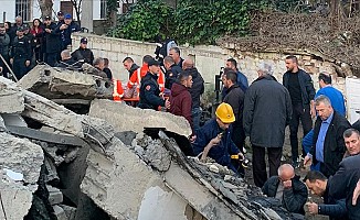 Arnavutluk'ta 6,4 Büyüklüğünde Deprem
