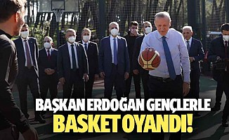 Başkan Erdoğan Gençlerle Basket Oyandı